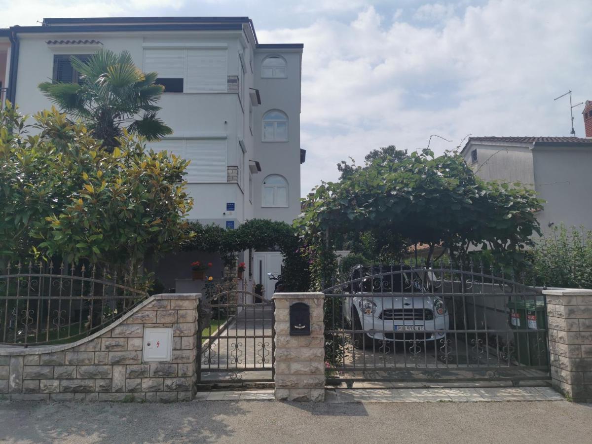 Apartments Slisko Poreč Eksteriør bilde