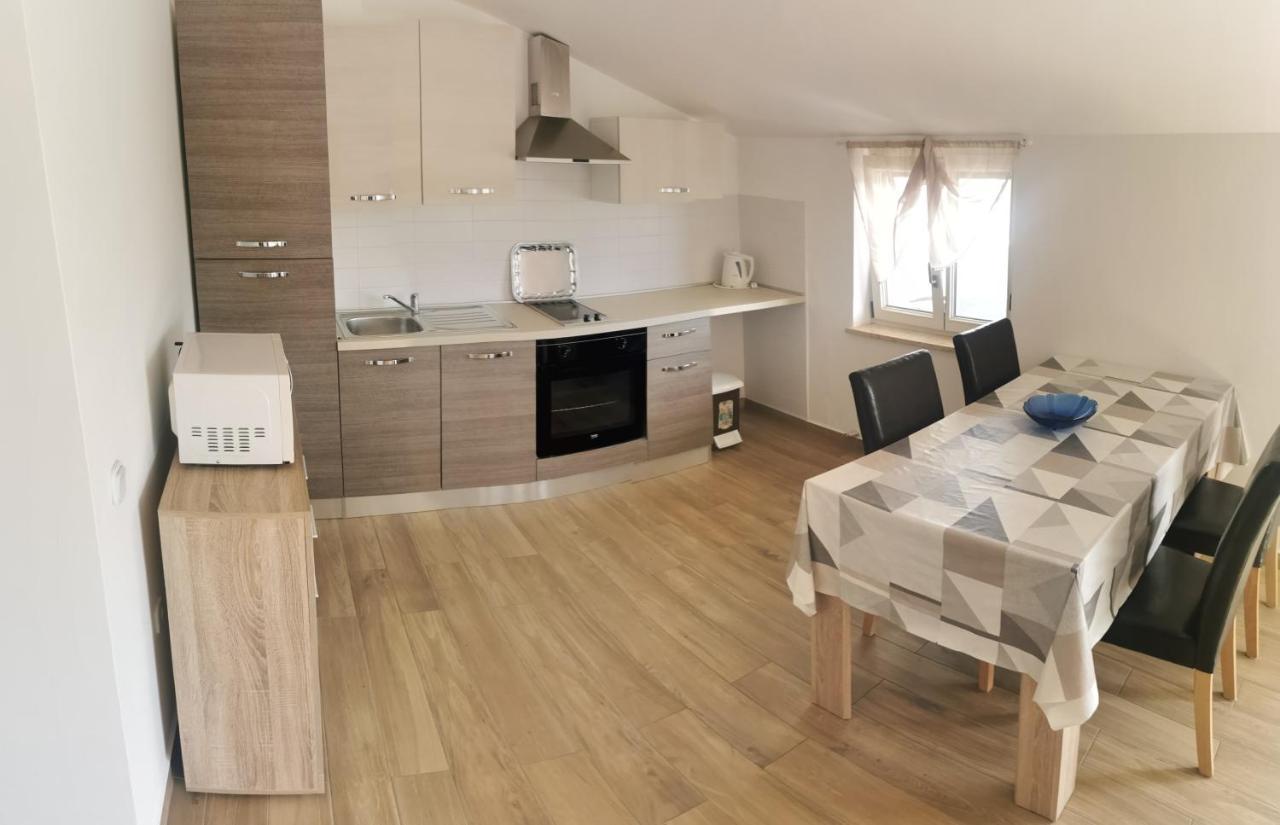 Apartments Slisko Poreč Eksteriør bilde